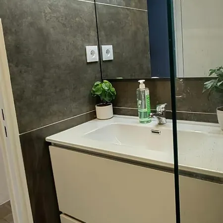 Lagune Piscine Apartament
